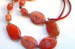 Agat pajęczy w odcieniach czerwieni, oryginalny naszyjnik