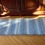 Chodnik ze sznurka, na drutach - dywan w paski
