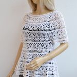 Szydełkowa bluzeczka w kolorze białym - crochet sweater