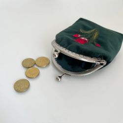 Portmonetka welurowa “Tulipan”, saszetka haftowana
