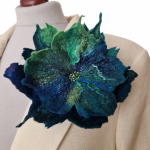 BROSZKA KWIAT RĘCZNIE FILCOWANA Turkus - Prezent dla niej