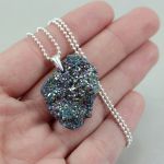 Tytanowa druza kwarcu i srebro - wisior - 