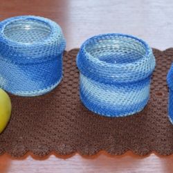 Niebieskie słoiczki