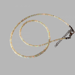 Naszyjnik ze szlachetnych ognistych Opali 