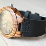 Damski drewniany zegarek BUDGERIGAR - 