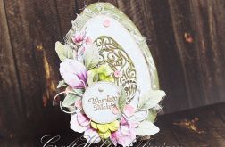 Wielkanocna pisanka z jajkiem