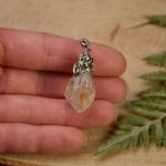 Wisiorek talizman surowy cytryn amulet - Zawieszony na regulowanym łańcuszku
