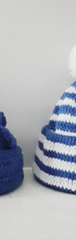 Czapki z  pewnej bajki.