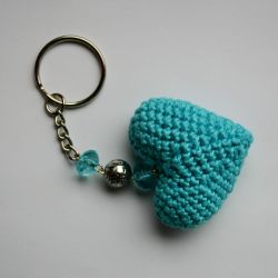 BRELOK SZYDEŁKOWE SERCE