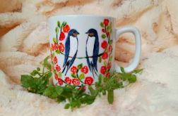 Jaskółki i róże ręcznie malowany kubek 270 ml