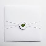 Kartka na Chrzest ręcznie robiona w zieleni - Kartka na Chrzest w ozdobionej kopercie