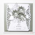 Kartka ŚLUBNA z szarymi kwiatami - Biało-szara kartka na ślub
