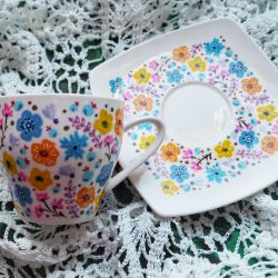 Wiosenna filiżanka ze spodkiem ŁAKA