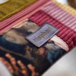 Patchworkowy portfelik kwiaty sztruks - 