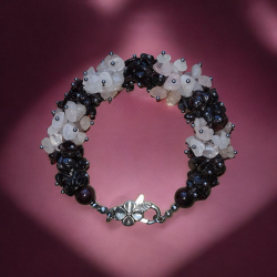 Bransoletka z różowego kwarcu i granatów