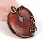 Jaspis, Miedziany wisior z jaspisem czerwony - amulet w kształcie serca wire wrapped