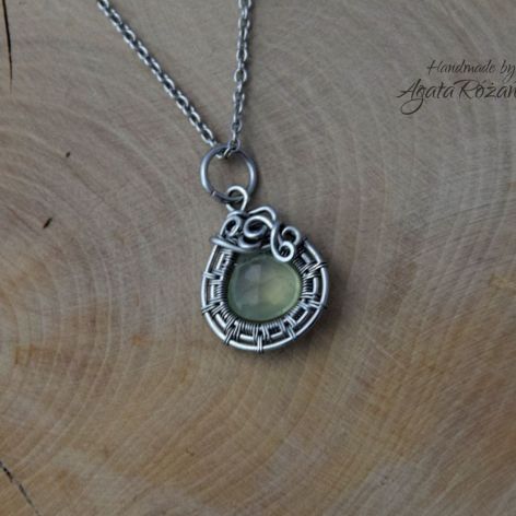 Wisiorek prehnit, stal chirurgiczna