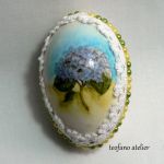 Jajko "Gałązka z niebieskim kwiatem" - wiosna, wielkanoc