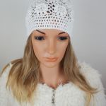 Czapka ręcznie robiona biała - 