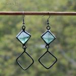 Heksaedrowe z miętą II - kolczyki z zielonym kamieniem