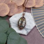 Miedziany wisiorek wire wrapping z labradorytem #537 - 