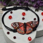 Czerwony motyl - bransoletka z regulacją - bransoletka czerwony motyl