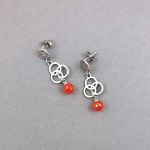 Kolczyki wiszące z karneolami - Kolczyki wiszące z karneolami