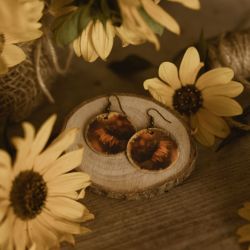 KOLCZYKI DREWNIANE Z KWIATEM SŁONECZNIKA 