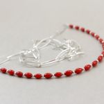 Czerwony koral i srebro - naszyjnik łańcuszek - 