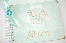 Album dla dziecka z konikiem zielony 20 x 25 cm