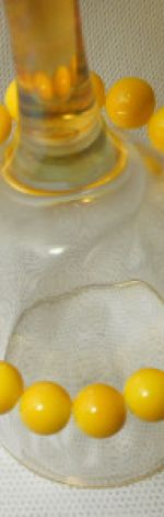 9.Bransoletka ze szklanych koralików 10mm