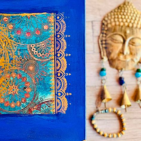 Kufer boho na biżuterię, mandala, złote dodatki, prezent