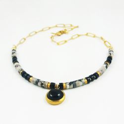 Naszyjnik z onyksem.