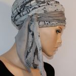 lekki turban WĘŻOWY - wiązanie z boku głowy