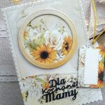 Kartka na Dzień Matki ze słonecznikami 3 - Kartka z etykietką z żółtym sznureczkiem