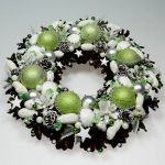 Wianek świąteczny biało-zielony - wianek bożonarodzeniowy
