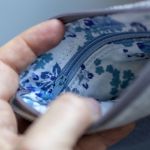 Portfelik damski w kolorze szarym - 