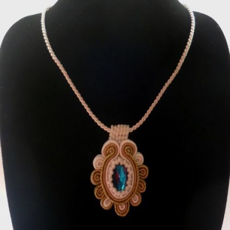 Asali naszyjnik sutasz