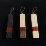 Kolczyki drewniane czarne z miedzianym akcentem - 