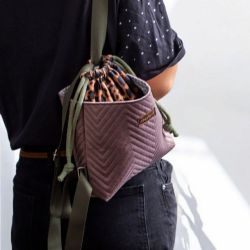 Welurowy pikowany workoplecak mini panterka