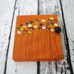 pomarańczowe pudełko na klucze tulipany - prezent na parapetówkę