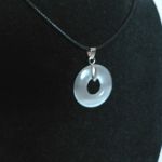 Kamień urody - kwarc biały, kocie oko, delikatny wisiorek Uniseks - 