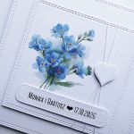Wyjątkowa kartka ślubna z niezapominajkami - Minimalistyczna kartka na ślub z niezapominajkami