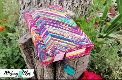 Otulacz / etui na książkę ~ kolorowe zygzaki Otulacz / etui na książkę ~ kolorowe zygzaki