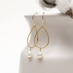 Delikatne kolczyki pozłacane Sacred Pearl. - 