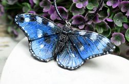 Wisiorek niebieski motyl