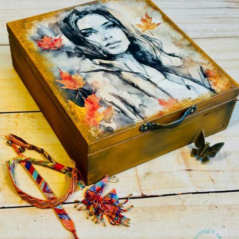 Kufer na biżuterię, z przegródkami, prezent dla niej