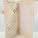 Pamiątka komunijna z tekturką - Środek kartki