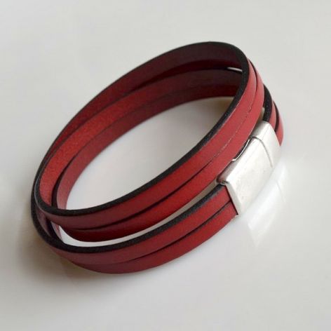 Bransoletka red leather