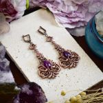 Wiktoriańskie miedziane wiszące kolczyki z kamieniem / fioletowy jadeit #S4 - 